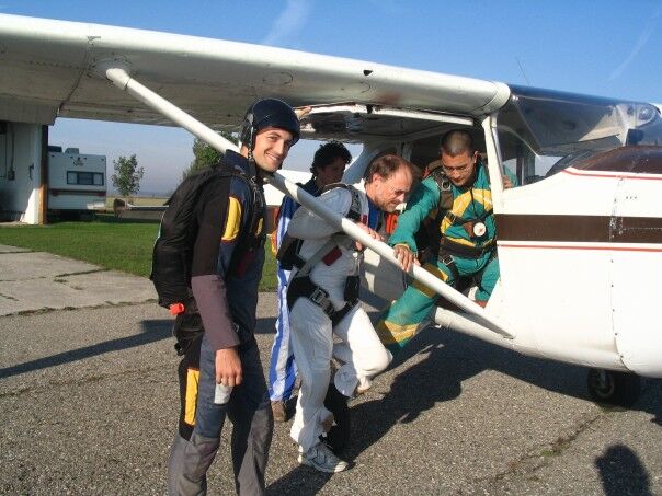 Skydiving prep
